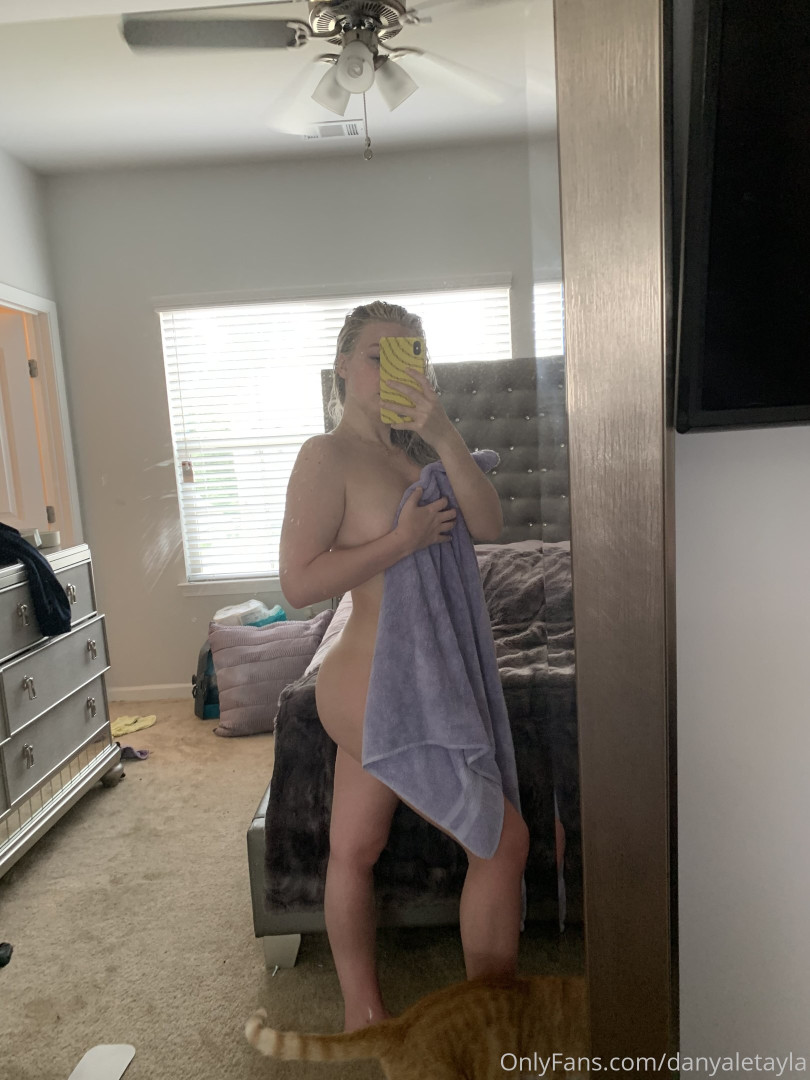 Photo by daniinsfw published on May 28,2023 11:17:44 - BestThots