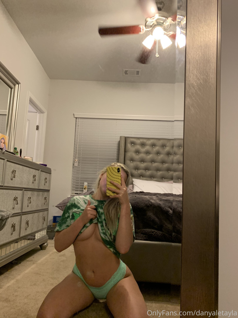Photo by daniinsfw published on May 28,2023 11:19:09 - BestThots