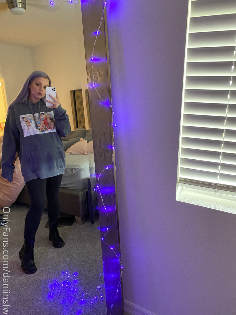 Photo by daniinsfw published on May 28,2023 11:19:51 - BestThots