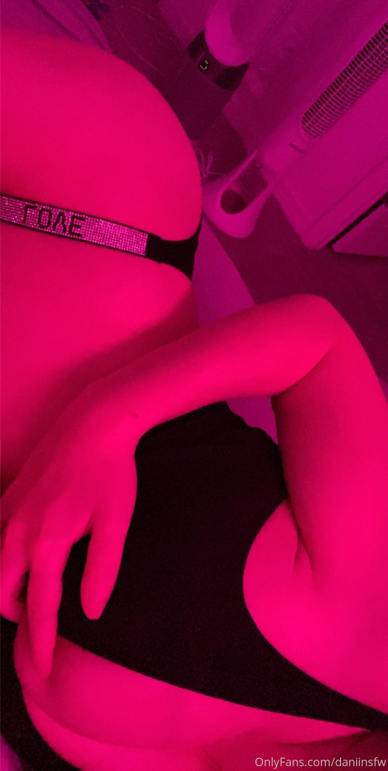 Photo by daniinsfw published on May 28,2023 11:23:02 - BestThots