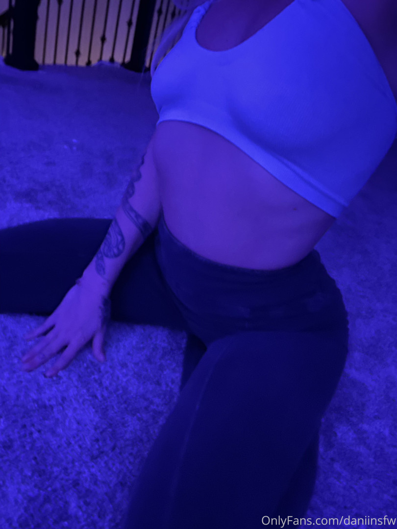 Photo by daniinsfw published on May 28,2023 11:23:11 - BestThots