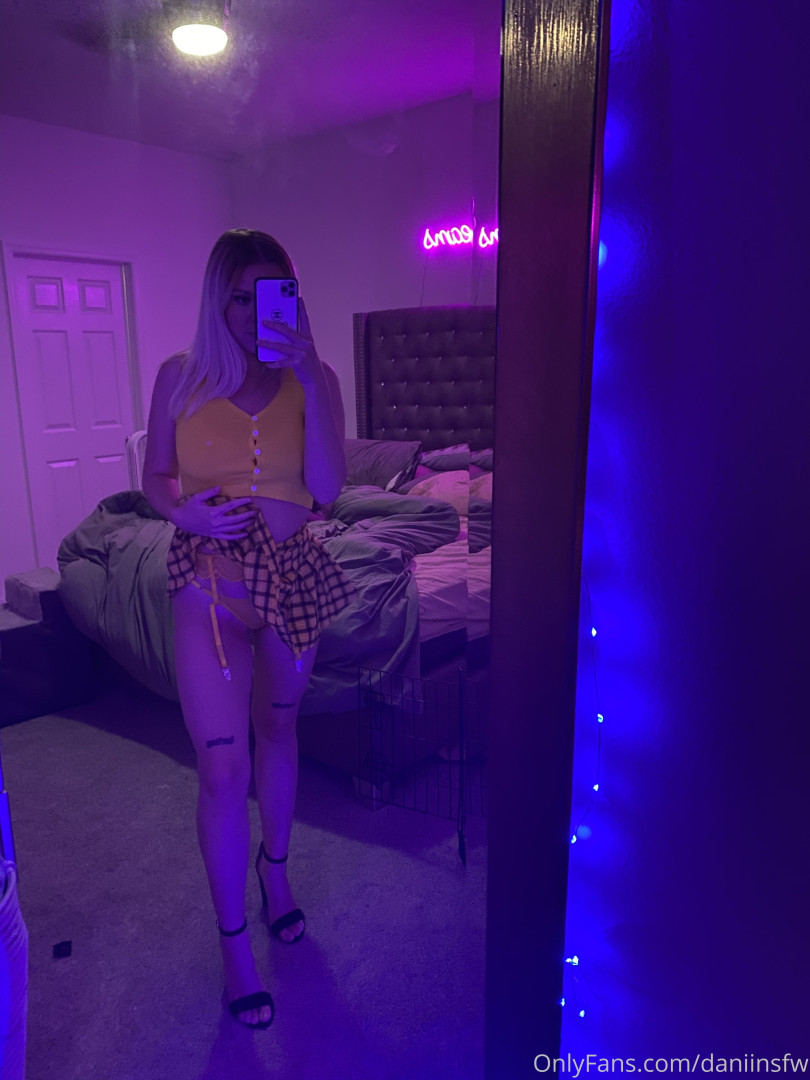 Photo by daniinsfw published on May 28,2023 11:23:27 - BestThots