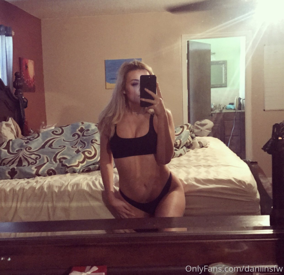 Photo by daniinsfw published on May 28,2023 11:25:27 - BestThots