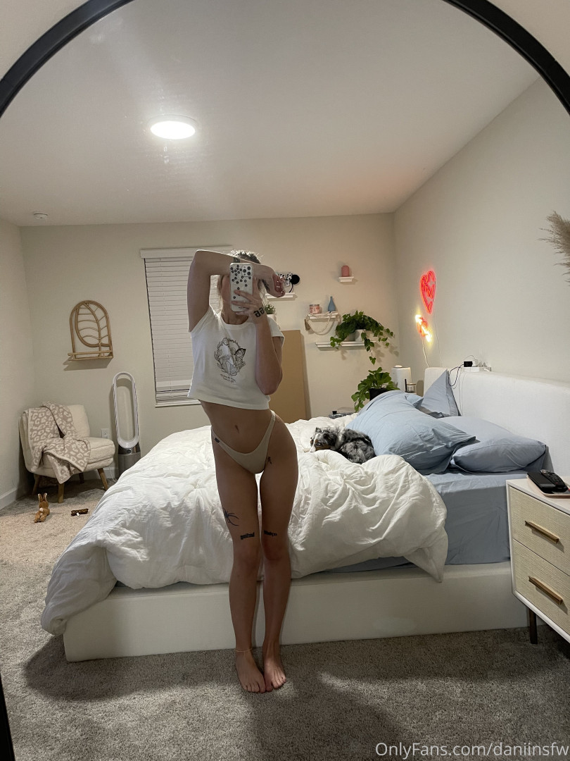 Photo by daniinsfw published on May 28,2023 11:28:30 - BestThots