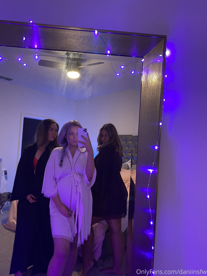 Photo by daniinsfw published on May 28,2023 11:29:10 - BestThots