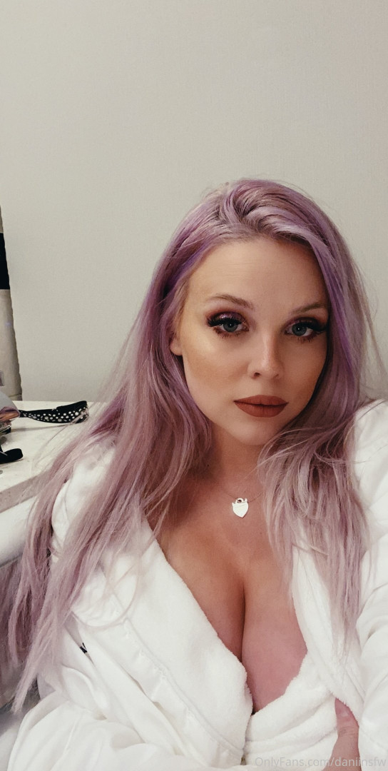 Photo by daniinsfw published on May 28,2023 11:29:33 - BestThots