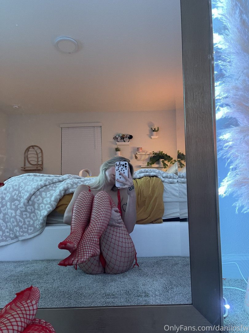 Photo by daniinsfw published on May 28,2023 11:29:38 - BestThots