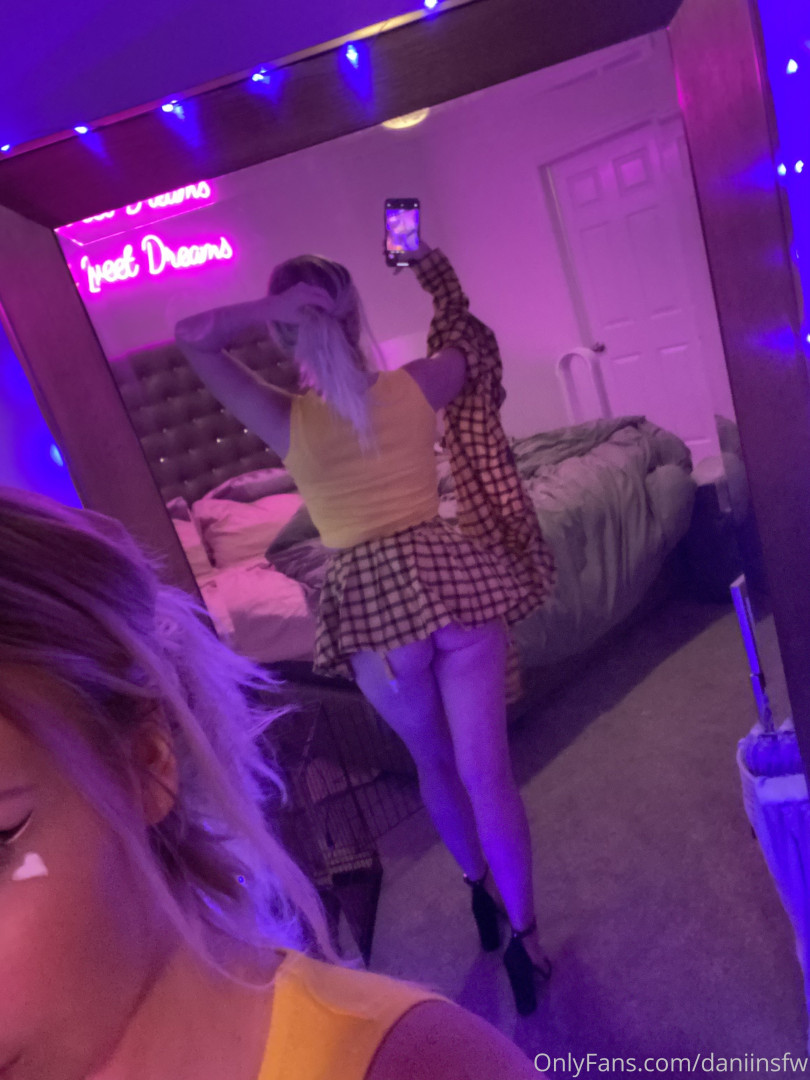 Photo by daniinsfw published on May 28,2023 11:30:29 - BestThots