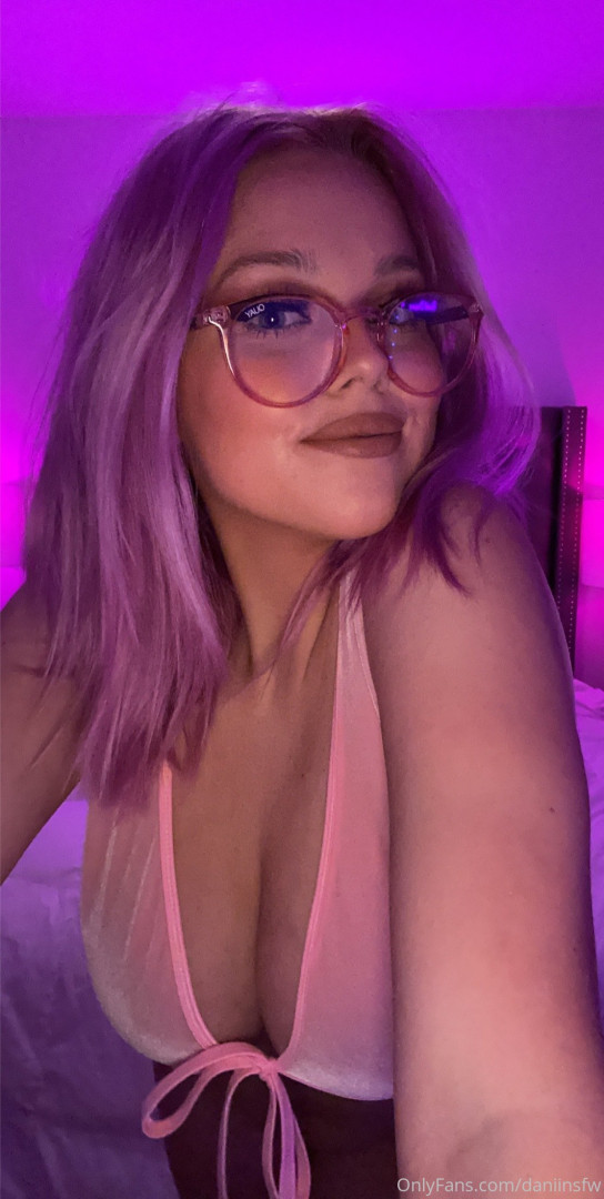 Photo by daniinsfw published on May 28,2023 11:31:17 - BestThots