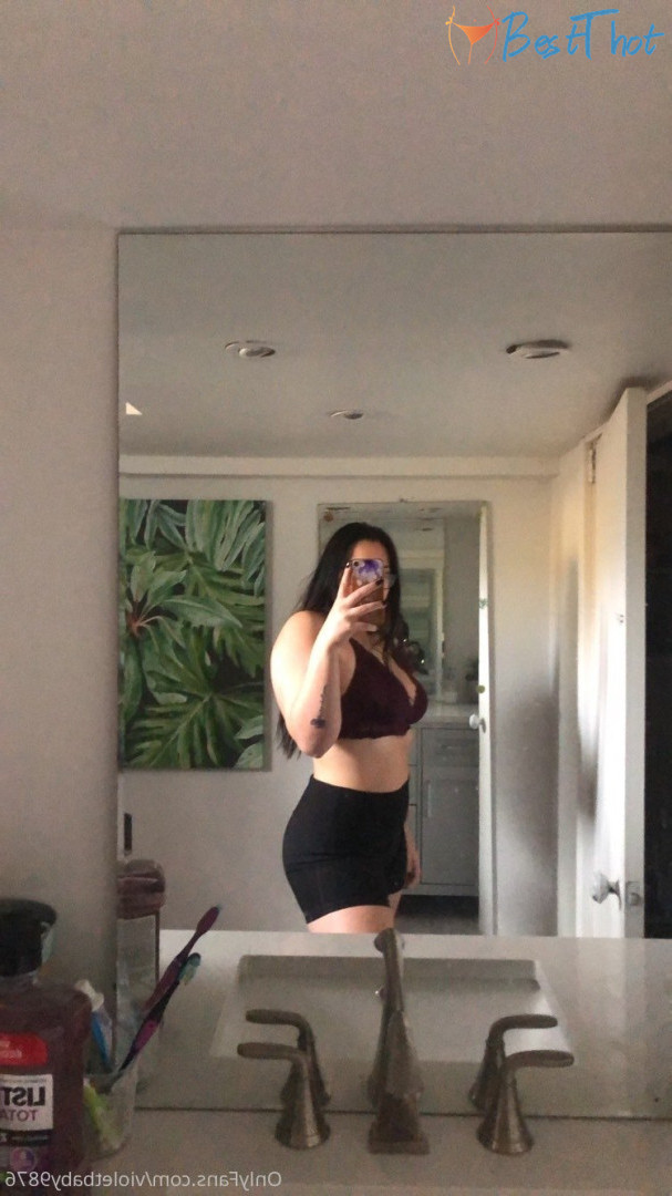 Photo by violetbaby9876 published on December 16,2024 19:07:10 - BestThots