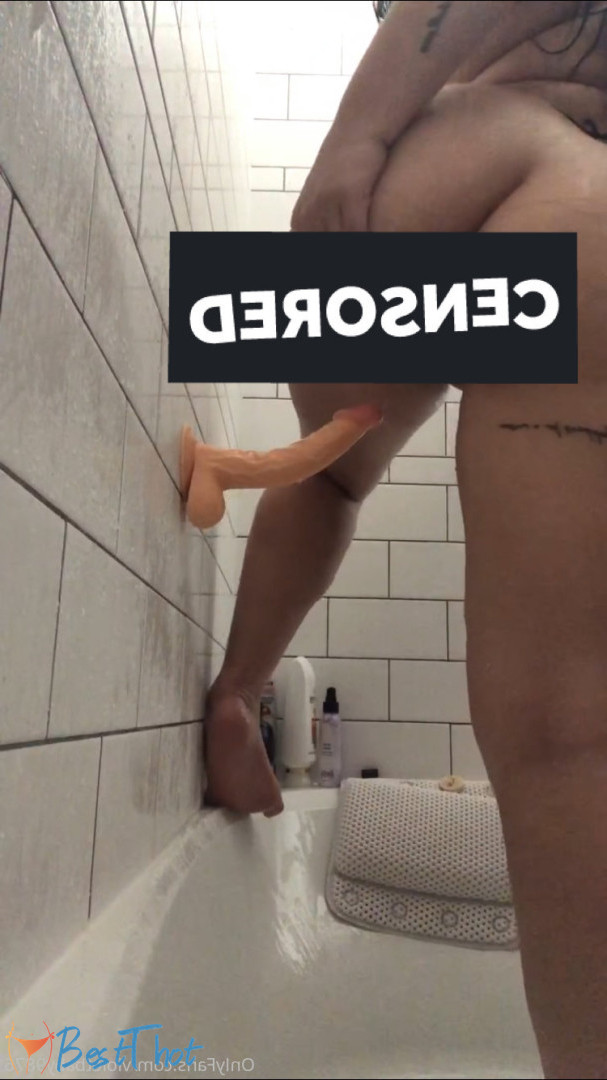 Photo by violetbaby9876 published on December 16,2024 19:07:35 - BestThots