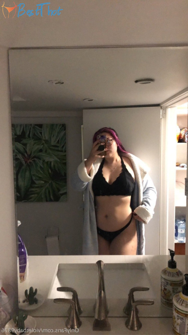 Photo by violetbaby9876 published on December 16,2024 20:05:21 - BestThots