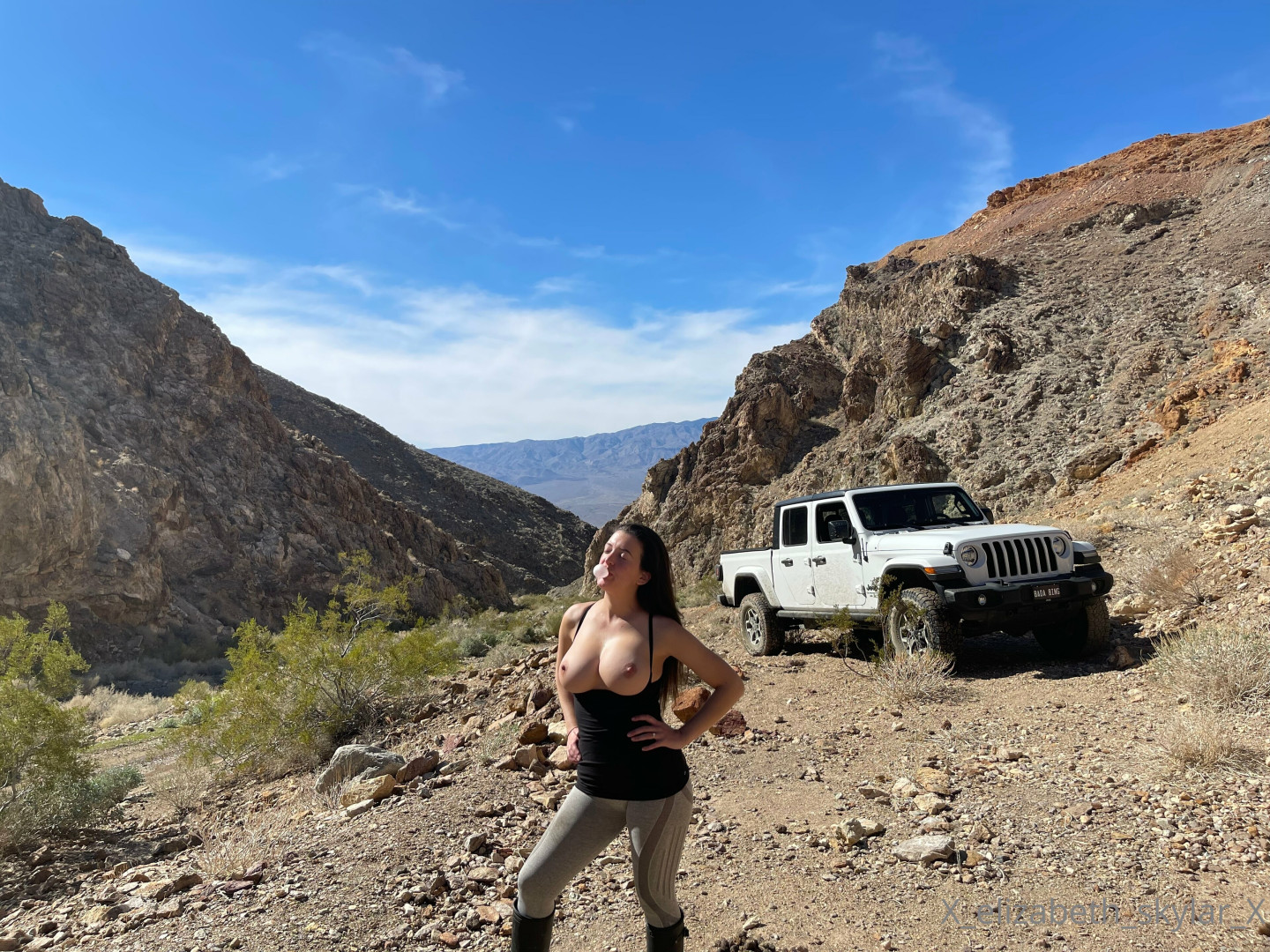 Photo by xelizabethskylarx published on May 16,2023 13:20:49 - BestThots