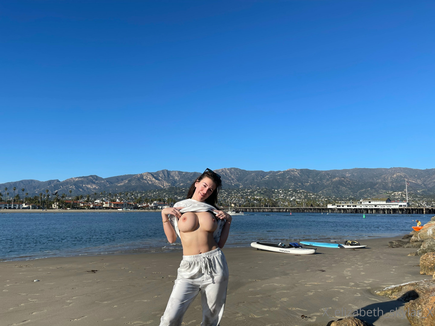 Photo by xelizabethskylarx published on May 16,2023 13:22:00 - BestThots