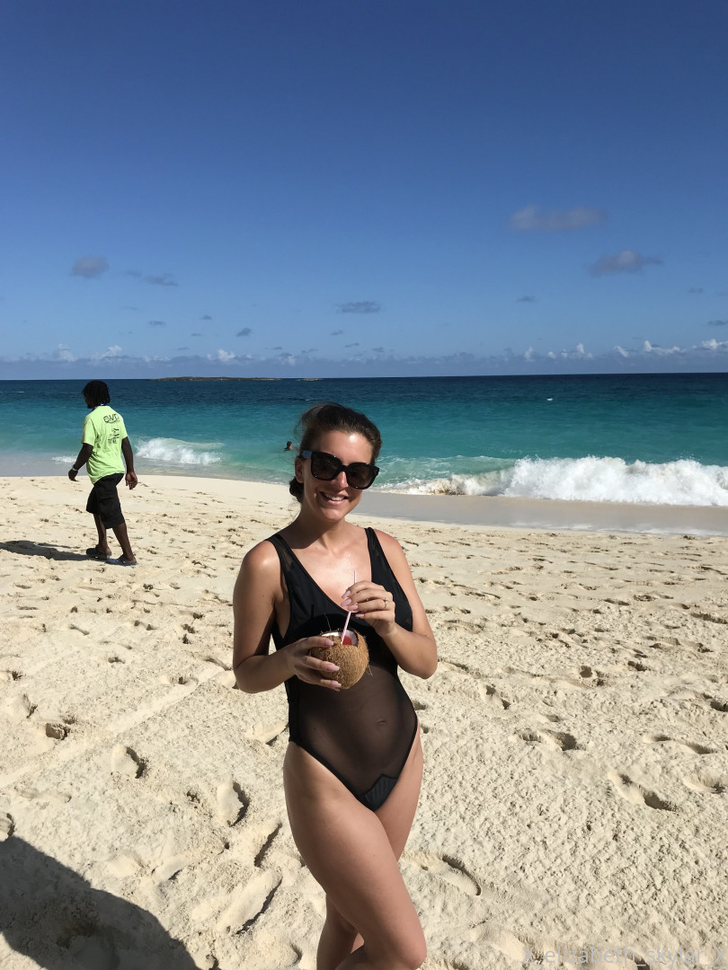 Photo by xelizabethskylarx published on May 16,2023 13:24:09 - BestThots