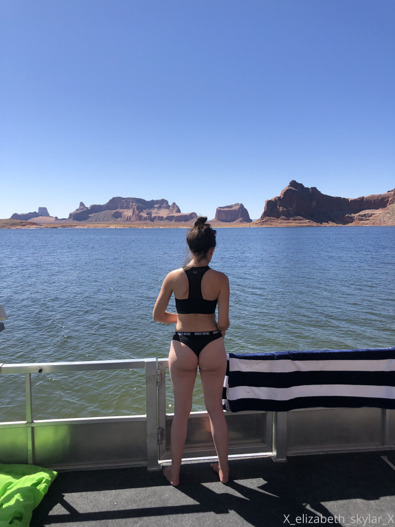 Photo by xelizabethskylarx published on May 16,2023 13:25:03 - BestThots