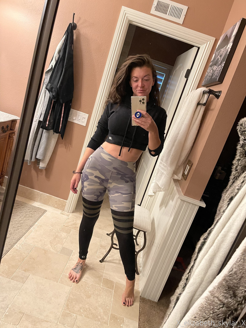 Photo by xelizabethskylarx published on May 16,2023 13:25:29 - BestThots