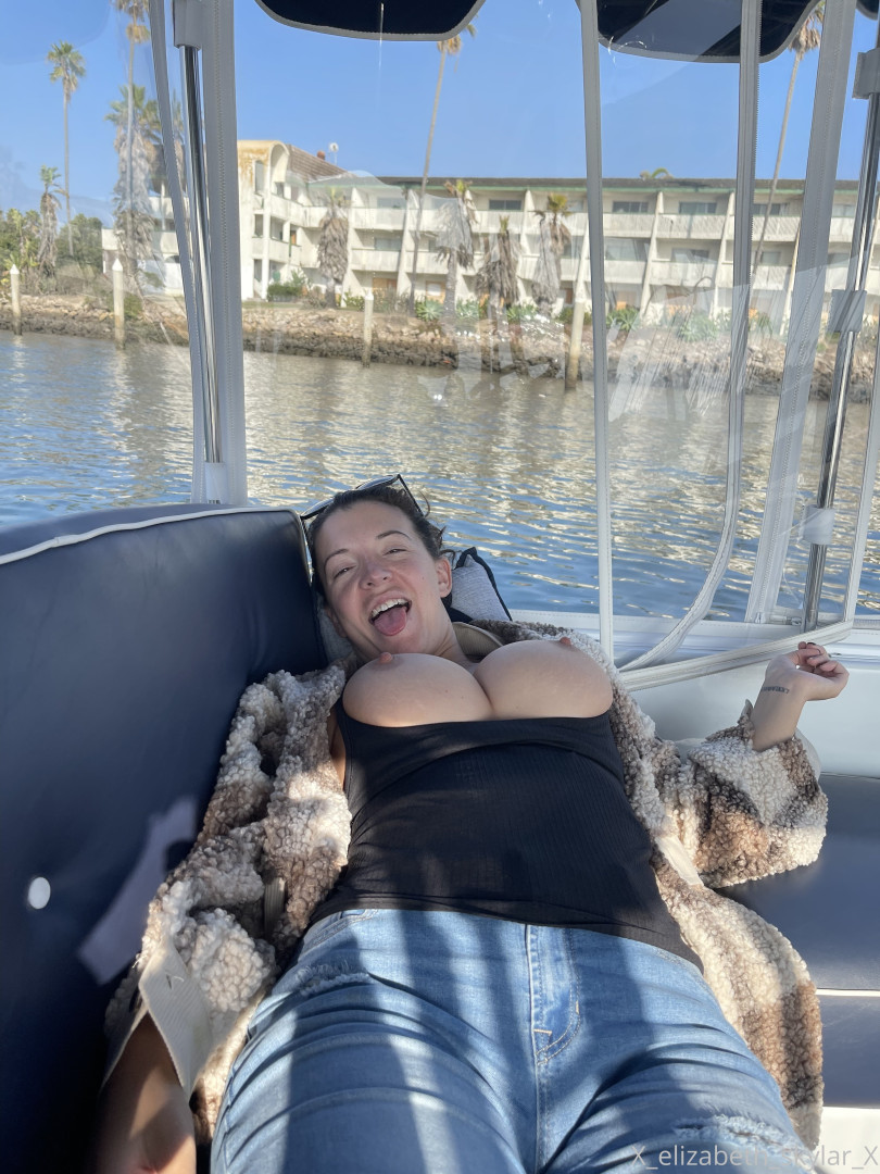 Photo by xelizabethskylarx published on May 16,2023 13:25:45 - BestThots