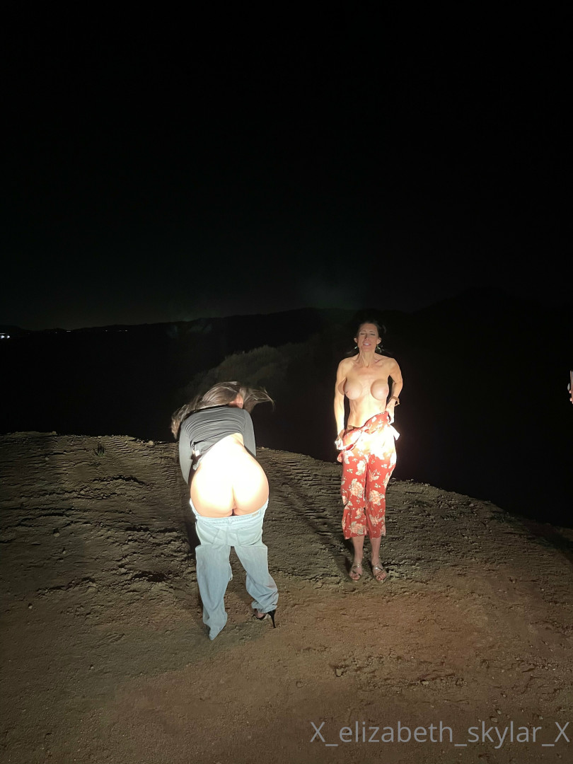 Photo by xelizabethskylarx published on May 16,2023 13:25:56 - BestThots