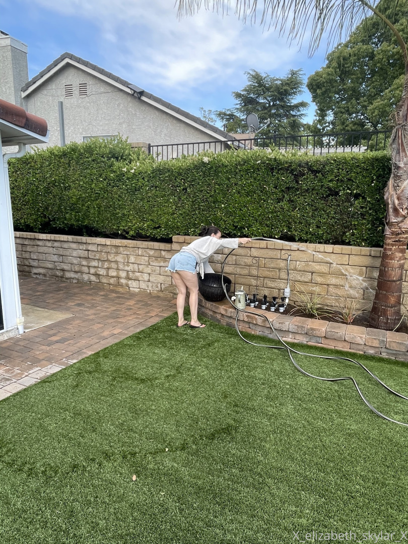 Photo by xelizabethskylarx published on May 16,2023 13:27:38 - BestThots