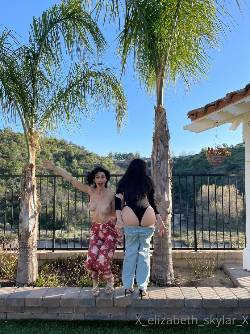 Photo by xelizabethskylarx published on May 16,2023 13:28:06 - BestThots