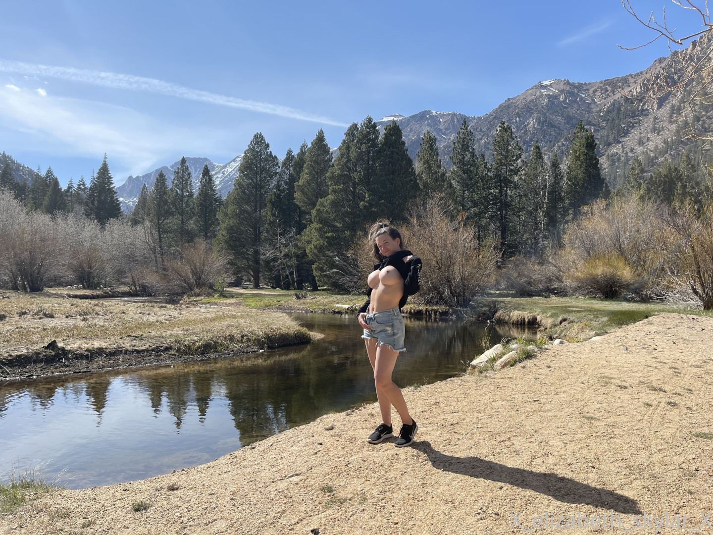 Photo by xelizabethskylarx published on May 16,2023 13:28:41 - BestThots