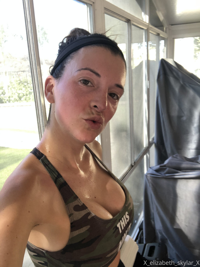 Photo by xelizabethskylarx published on May 16,2023 13:29:28 - BestThots