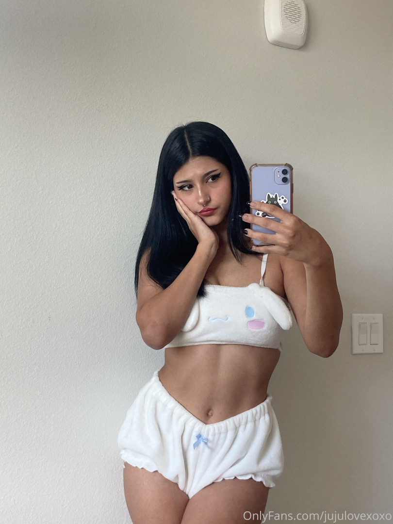 Photo by cyberjujuu published on October 12,2023 03:03:06 - BestThots