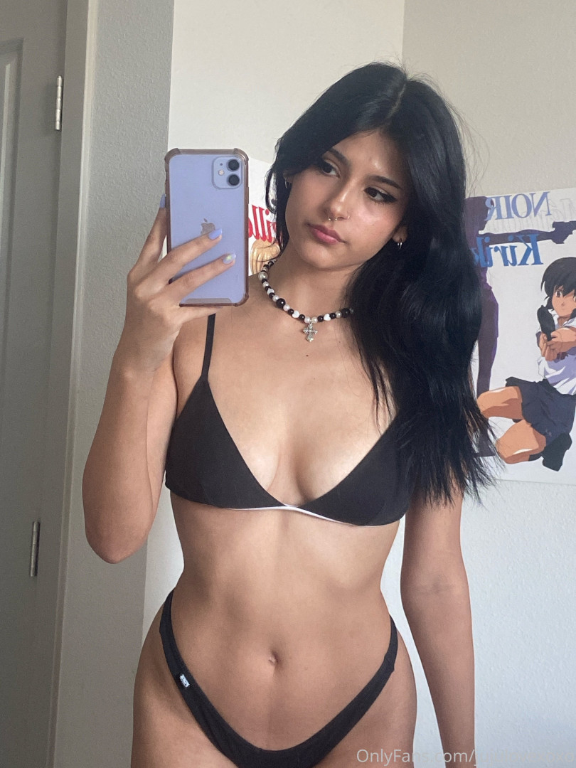 Photo by cyberjujuu published on October 12,2023 04:50:55 - BestThots