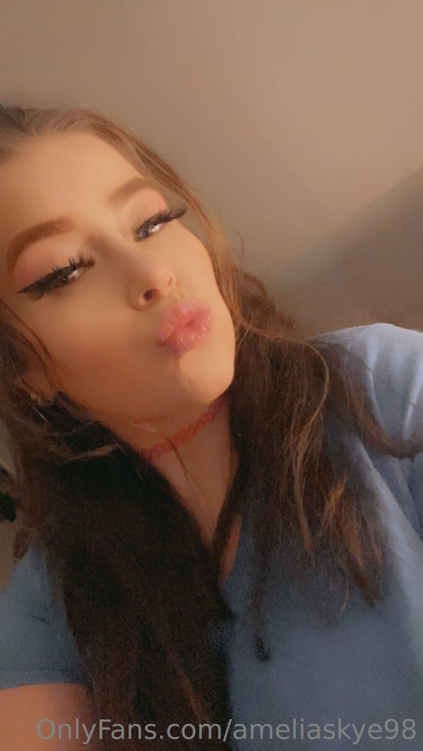Photo by ameliaskye98 published on October 24,2023 19:38:16 - BestThots