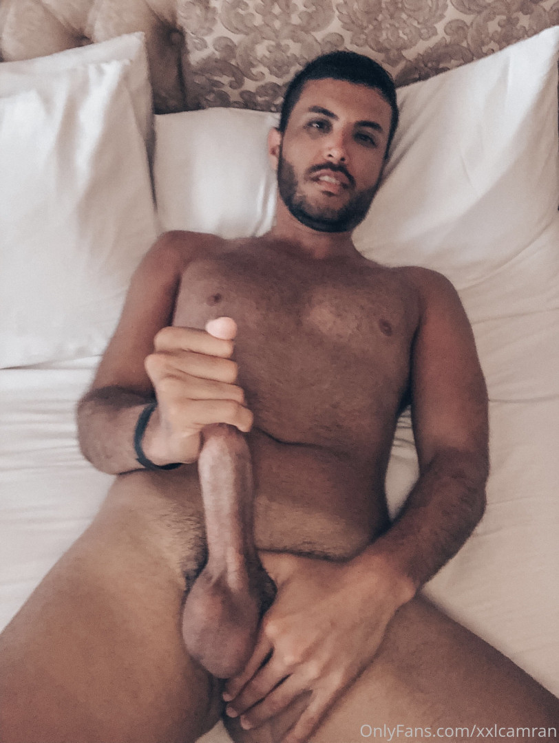 Photo by xxlcamran published on May 15,2023 20:22:08 - BestThots