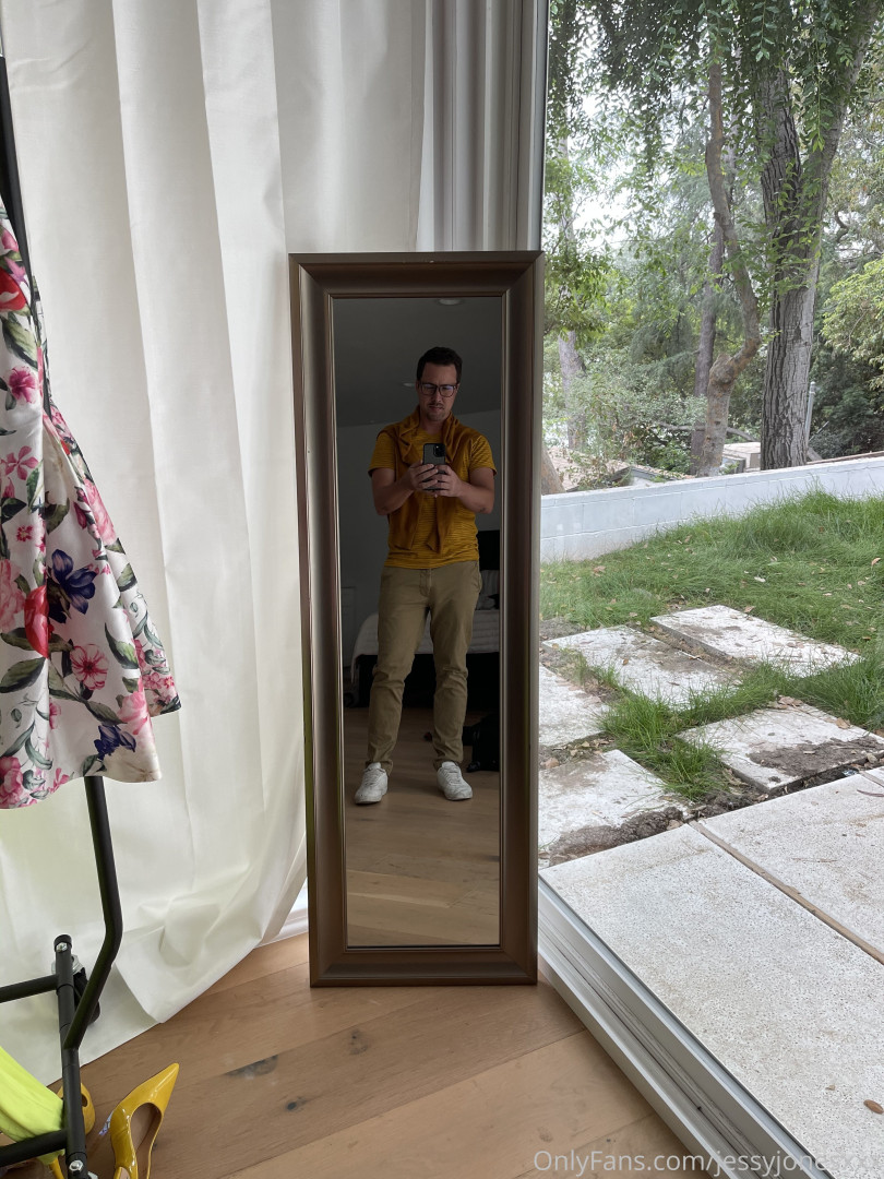 Photo by jessyjonesxxx published on October 14,2023 04:11:27 - BestThots