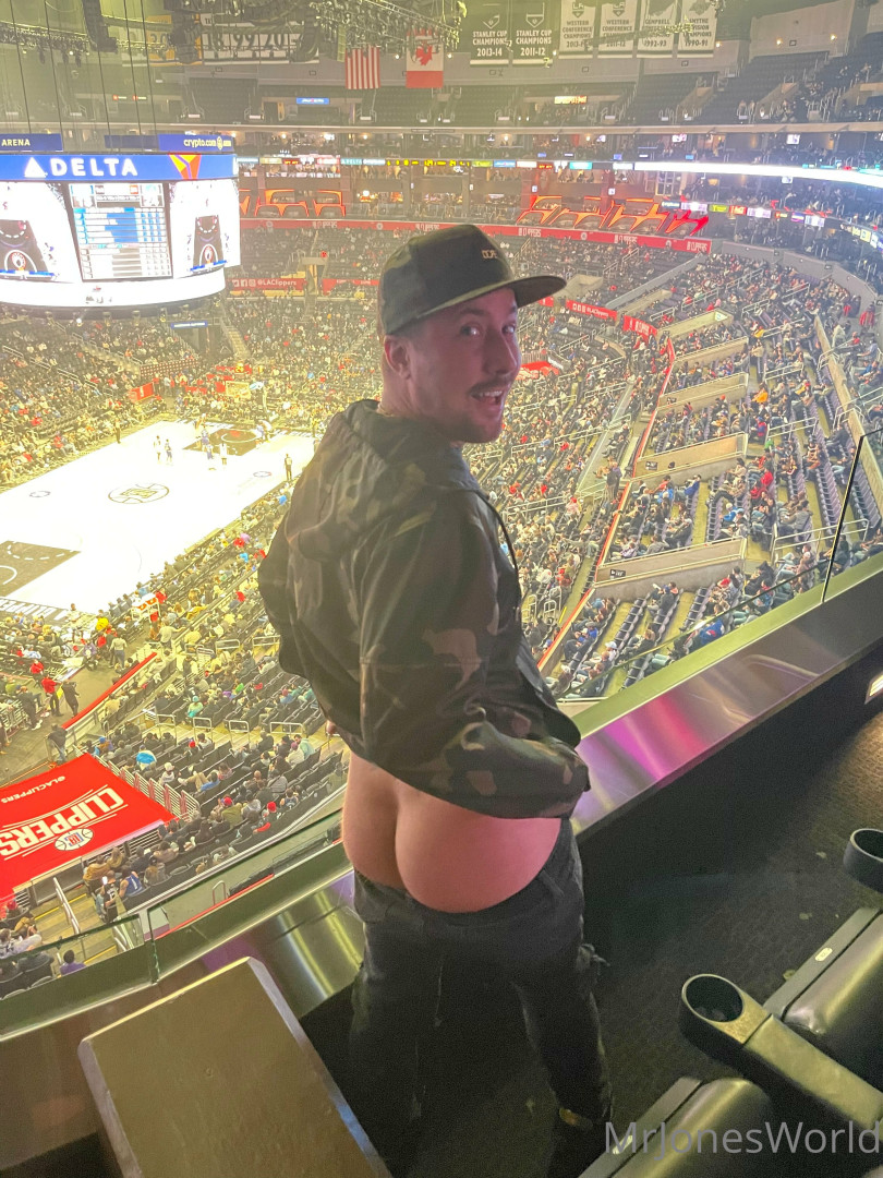 Photo by jessyjonesxxx published on October 14,2023 04:42:20 - BestThots