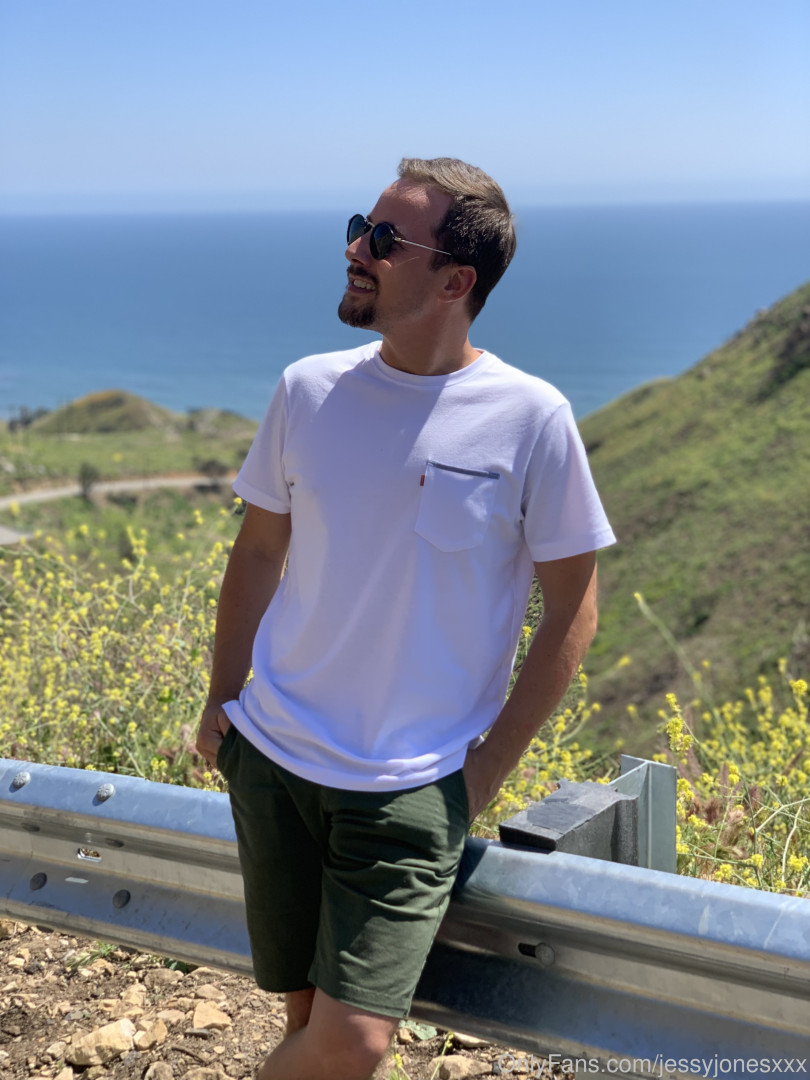 Photo by jessyjonesxxx published on October 14,2023 07:12:09 - BestThots