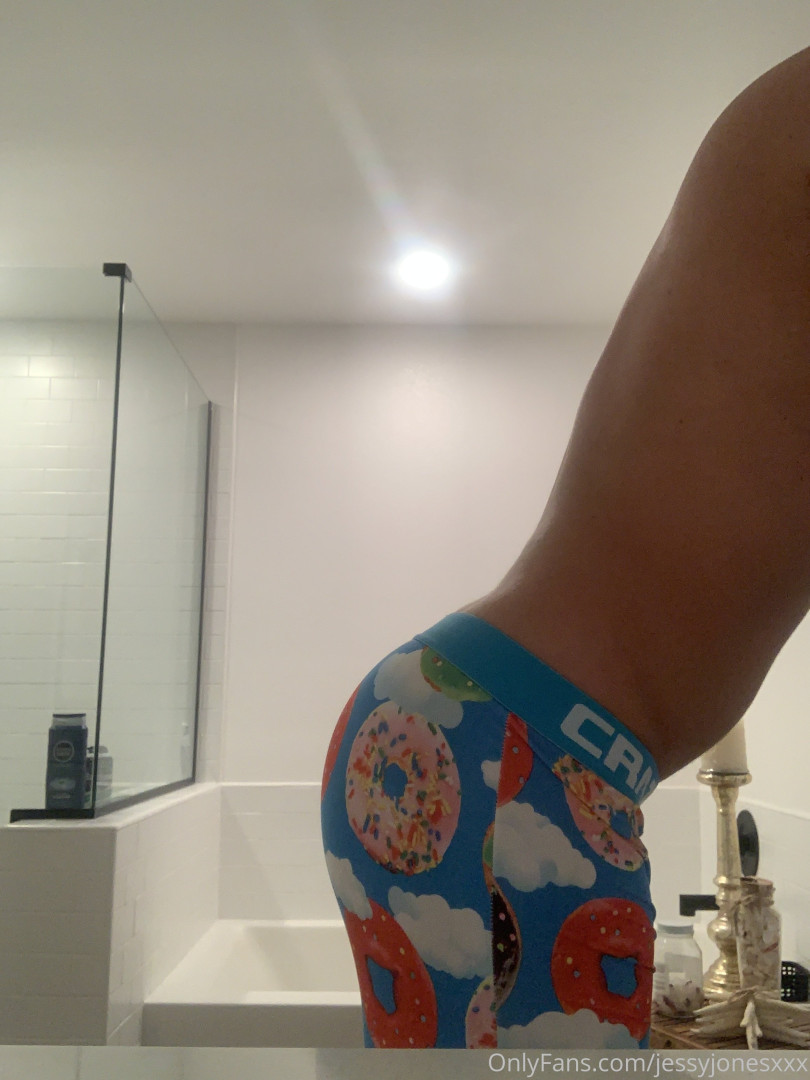 Photo by jessyjonesxxx published on October 14,2023 10:53:46 - BestThots
