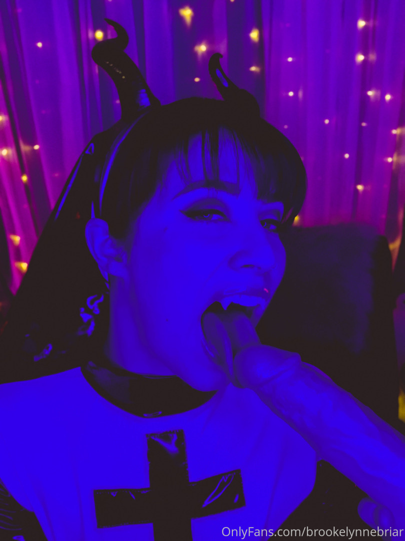 Photo by brookelynnebriar published on January 4,2024 00:11:22 - BestThots