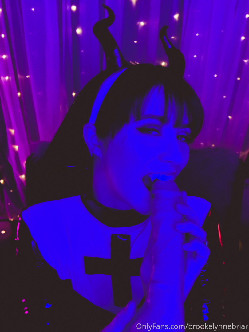 Photo by brookelynnebriar published on January 4,2024 00:11:52 - BestThots