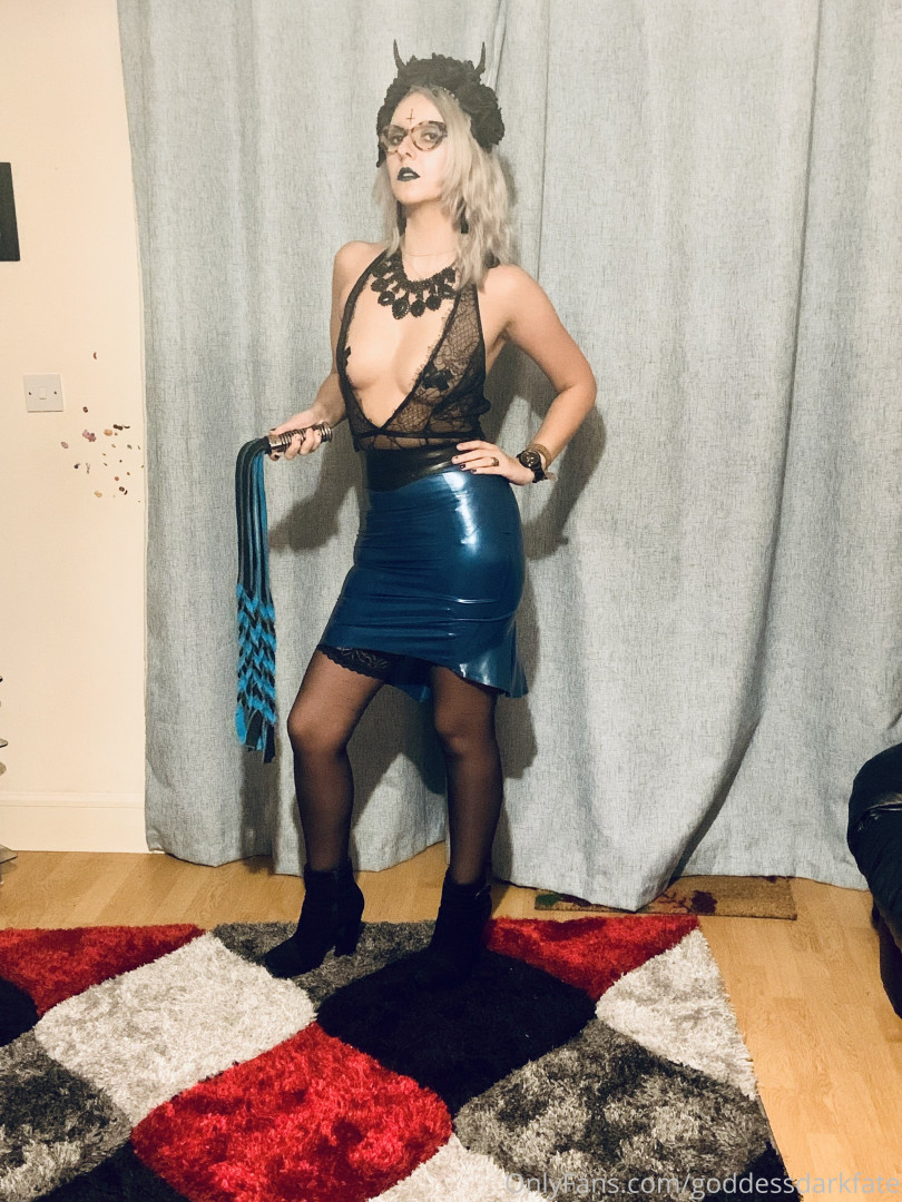 Photo by goddessdarkfate published on October 14,2023 15:33:32 - BestThots