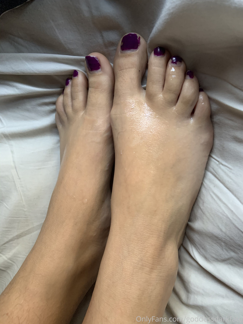 Photo by goddessdarkfate published on October 14,2023 16:34:26 - BestThots