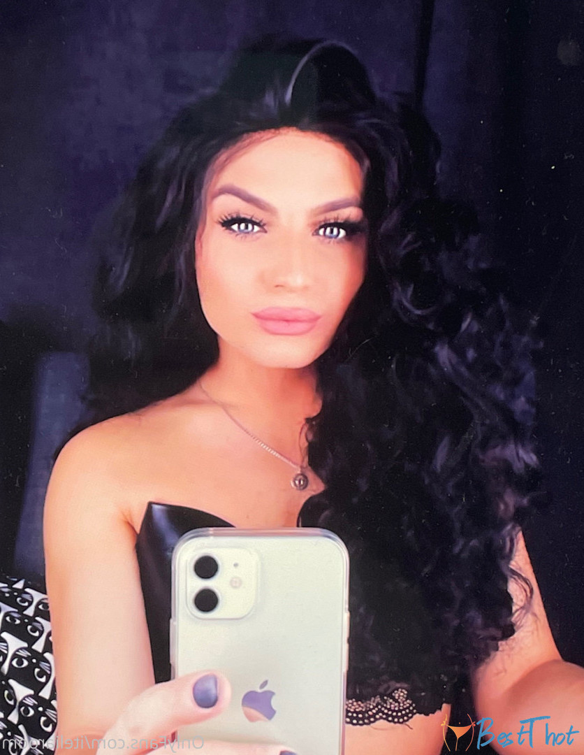 Photo by iteliaroom published on December 18,2024 04:06:27 - BestThots