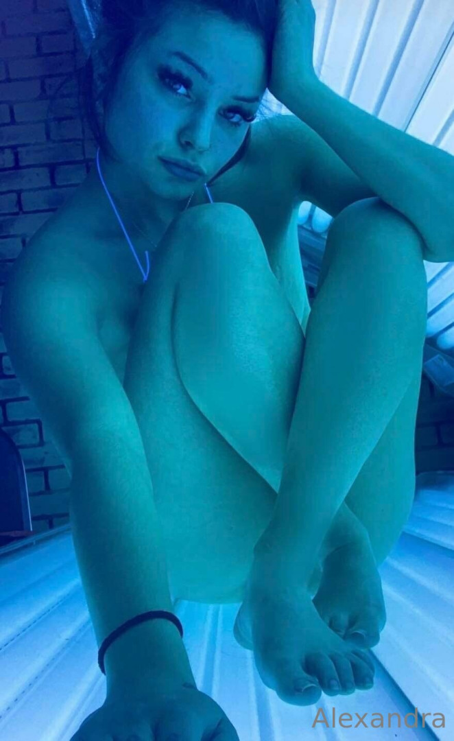 Photo by brunetteheadbaddie published on July 17,2023 13:36:34 - BestThots