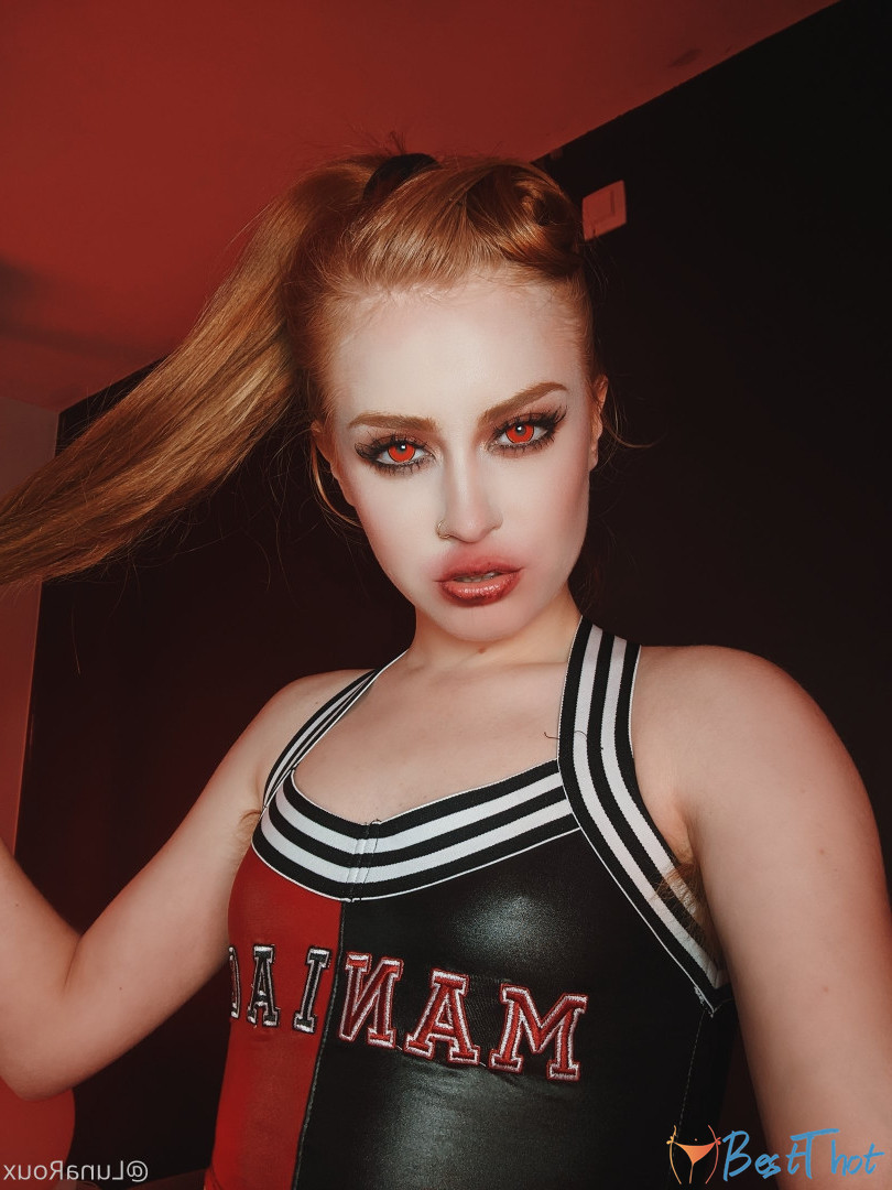 Photo by lunaroux published on December 15,2024 02:09:17 - BestThots