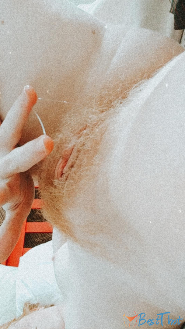 Photo by lunaroux published on December 15,2024 03:05:30 - BestThots