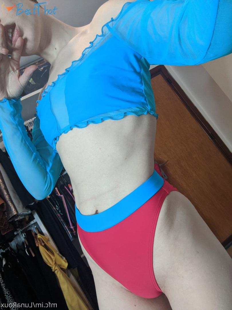 Photo by lunaroux published on December 15,2024 04:07:10 - BestThots