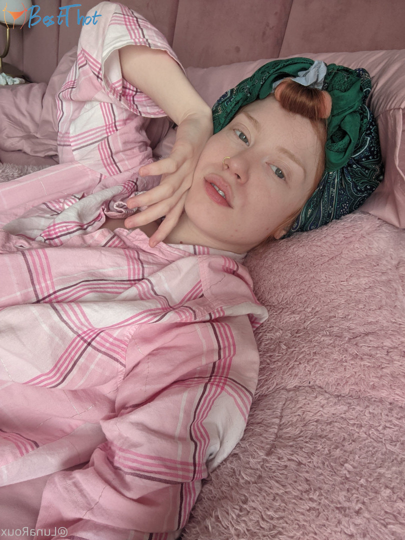 Photo by lunaroux published on December 15,2024 16:05:10 - BestThots