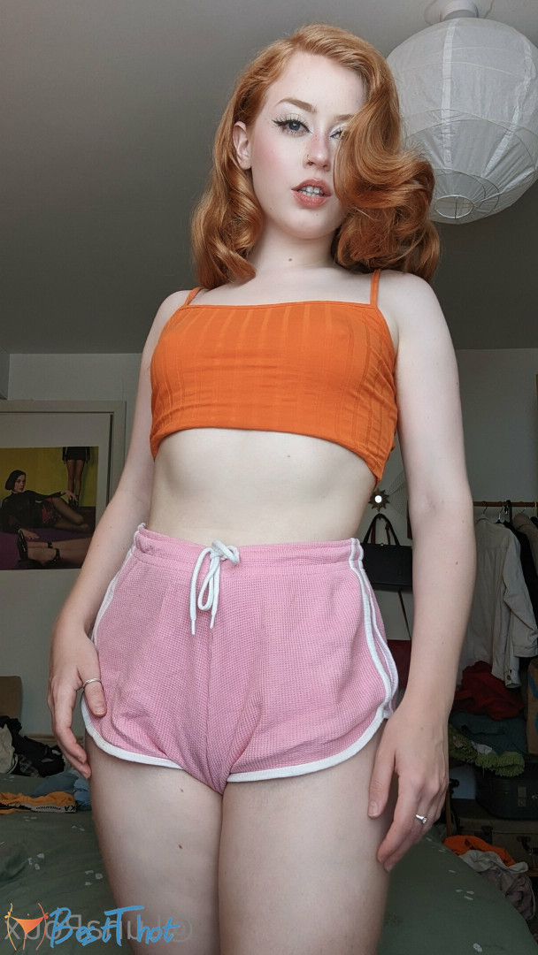 Photo by lunaroux published on December 15,2024 16:06:27 - BestThots