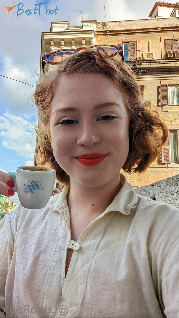 Photo by lunaroux published on December 15,2024 18:06:18 - BestThots