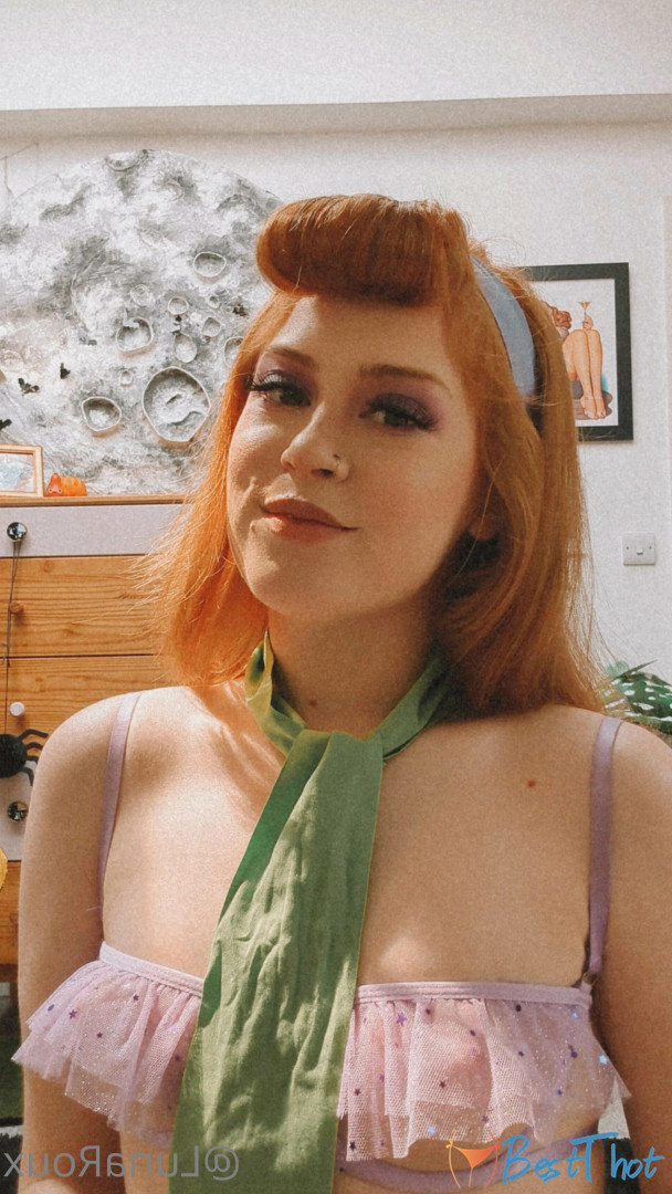 Photo by lunaroux published on December 15,2024 20:04:49 - BestThots