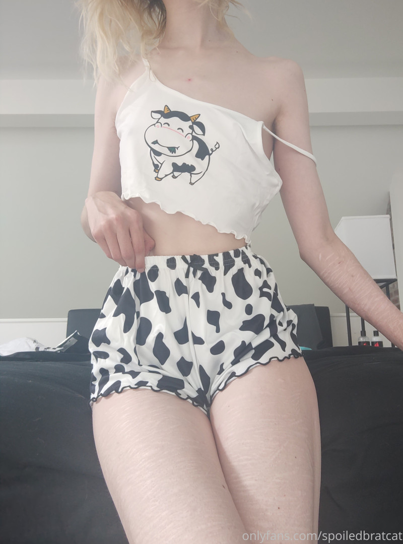 Photo by spoiledbratcat published on October 17,2023 08:10:09 - BestThots