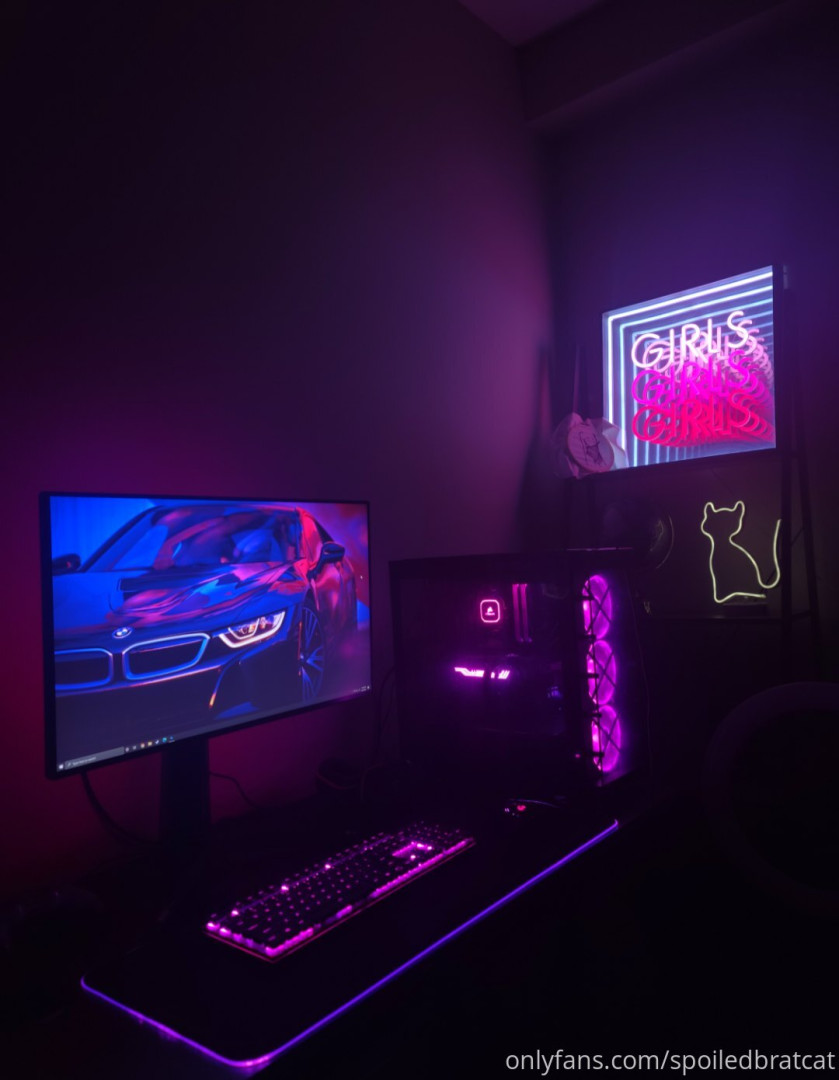 Photo by spoiledbratcat published on October 17,2023 08:24:56 - BestThots